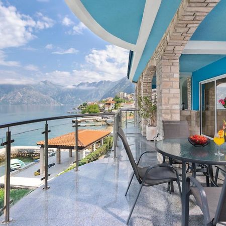 Sun Rays Appartement Kotor Buitenkant foto