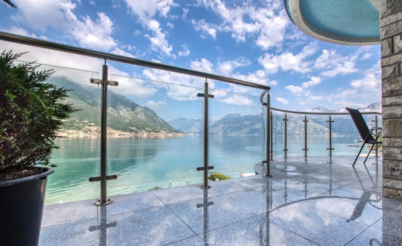 Sun Rays Appartement Kotor Buitenkant foto